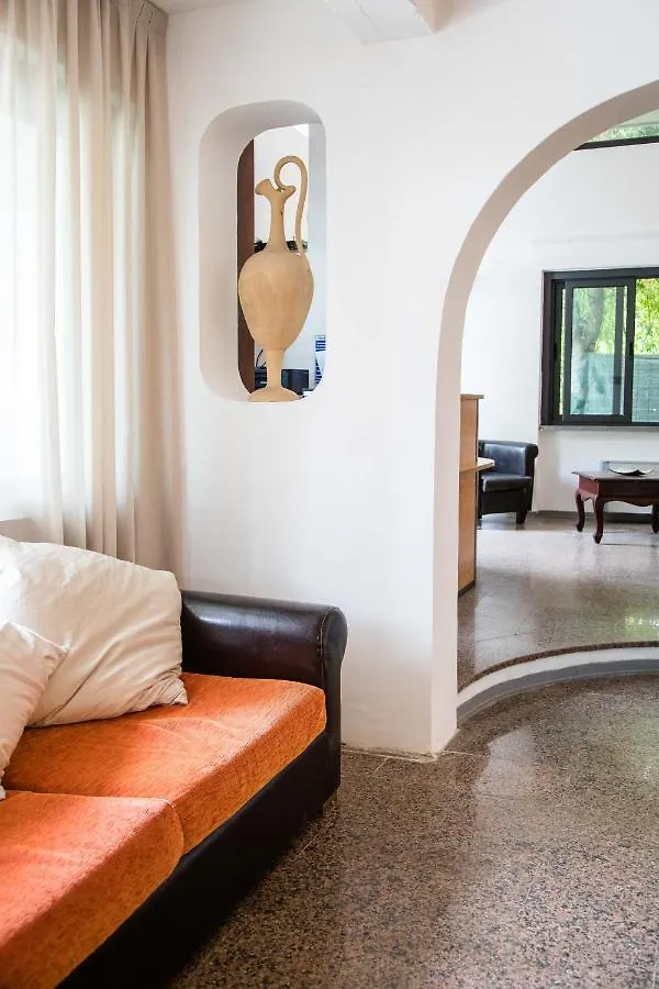 ***  Hotel La Tavernetta dei Ronchi Marina di Massa Italia